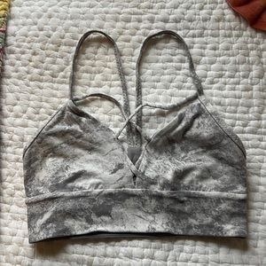 Lululemon sports bra